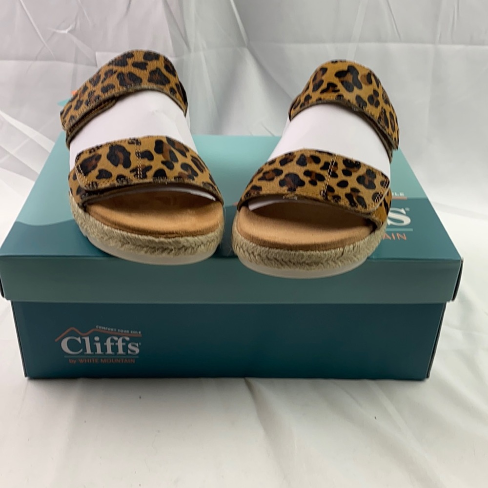 Cliffs By White Mountain Tionna Sandro